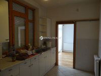 Eladó családi ház, XVIII. kerületben 170 M Ft, 7 szobás