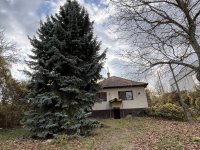 Eladó családi ház, III. kerületben, Aranypatak utcában