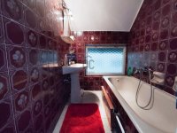 Eladó családi ház, X. kerületben 320 M Ft, 7 szobás