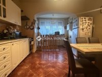 Eladó családi ház, Szombathelyen 85.9 M Ft, 5 szobás