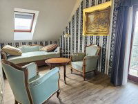 Eladó családi ház, Pócsmegyeren 259 M Ft, 6 szobás