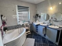 Eladó családi ház, Üllőn 117 M Ft, 6 szobás