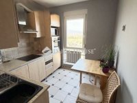 Eladó panellakás, Pécsett 54.9 M Ft, 3 szobás