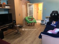 Eladó téglalakás, Ajkán 41.99 M Ft, 2 szobás