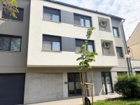 Kiadó garázs, Szegeden, Bécsi körúton 28 E Ft / hó