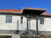 Eladó családi ház, Kozármislenyen 90.99 M Ft, 2 szobás