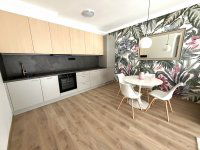 Eladó téglalakás, VIII. kerületben, Corvin sétányon 144.9 M Ft