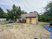 Eladó mezogazdasagi ingatlan