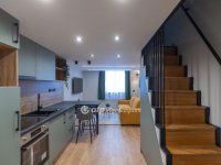 Eladó téglalakás, VI. kerületben 62.5 M Ft, 3 szobás