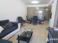 Kiadó téglalakás, albérlet, Szegeden 270 E Ft / hó, 3 szobás