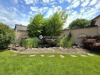 Eladó családi ház, XVII. kerületben 279 M Ft, 9 szobás