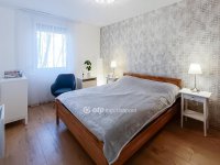 Eladó panellakás, Egerben 61.9 M Ft, 3 szobás