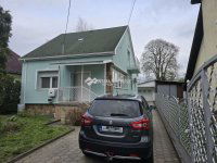 Eladó családi ház, Pécelen 89.9 M Ft, 3 szobás