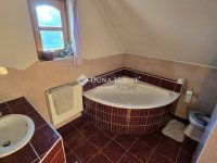 Eladó családi ház, Kecskeméten 89.9 M Ft, 4 szobás