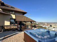 Eladó ikerház, Pécsett, Oldal dűlőn 189 M Ft, 3 szobás