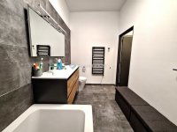 Eladó családi ház, Kecskeméten 134.2 M Ft, 5 szobás