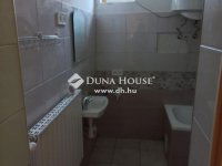 Eladó családi ház, Báron 24.5 M Ft, 4 szobás