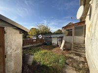 Eladó családi ház, Székesfehérvárott 54.99 M Ft, 2 szobás