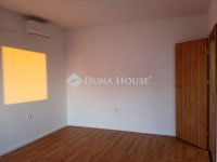 Eladó panellakás, Pécsett 44.9 M Ft, 2 szobás