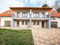 Eladó családi ház, Szekszárdon 82 M Ft, 5 szobás