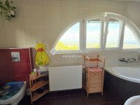 Eladó családi ház, Szentendrén 89.9 M Ft, 2 szobás