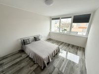 Eladó családi ház, XVIII. kerületben 149.9 M Ft, 6 szobás