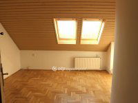 Eladó családi ház, XIV. kerületben 229 M Ft, 9+3 szobás