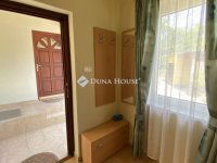 Eladó téglalakás, Székesfehérvárott 74.9 M Ft, 3 szobás