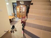 Eladó családi ház, XVII. kerületben 129.9 M Ft, 6 szobás