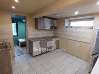 Eladó családi ház, Kisújszálláson 7.9 M Ft, 1+1 szobás