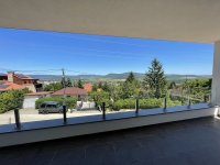 Eladó családi ház, Solymáron 289 M Ft, 5 szobás
