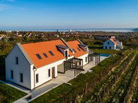 Eladó ikerház, Balatonfüreden 199 M Ft, 4+1 szobás