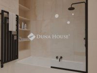 Eladó téglalakás, VI. kerületben 289.142 M Ft, 2 szobás