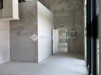 Eladó üzlethelyiség, XIII. kerületben 190.013 M Ft