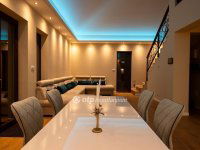 Eladó családi ház, Üllőn 184.6 M Ft, 4 szobás