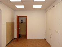 Kiadó üzlethelyiség, Pécsett, Ferencesek utcájában, 1 szobás