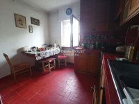 Eladó téglalakás, XII. kerületben 199.9 M Ft, 6 szobás