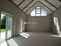 Eladó családi ház, Sukorón 269 M Ft, 7 szobás