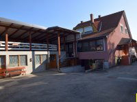 Eladó családi ház, Csepregen 69.9 M Ft, 7 szobás