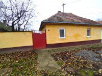 Eladó családi ház, Felsőszentivánon 4.8 M Ft, 2 szobás