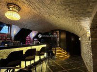 Eladó üzlethelyiség