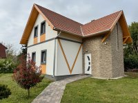 Eladó családi ház, Gyenesdiáson 154.9 M Ft, 6 szobás