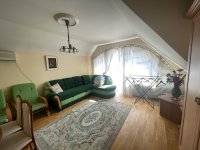 Kiadó téglalakás, albérlet, Pécsett, Sánc utcában, 3 szobás