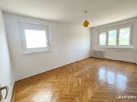 Eladó panellakás, Budapesten, III. kerületben, Flórián téren