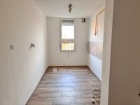 Eladó téglalakás, Szombathelyen 53 M Ft, 2 szobás