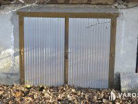 Eladó garázs
