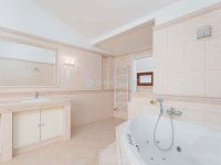 Eladó téglalakás, Kecskeméten 129.99 M Ft, 4 szobás