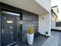 Eladó ikerház, Törökbálinton 325 M Ft, 5 szobás