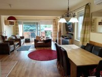 Eladó ikerház, Pécsett 118 M Ft, 6 szobás / költözzbe.hu