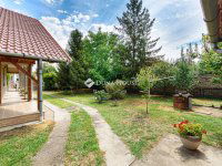 Eladó családi ház, Szegeden 129 M Ft, 7 szobás